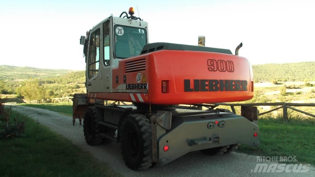 Liebherr A 900 C Lastik tekerli ekskavatörler