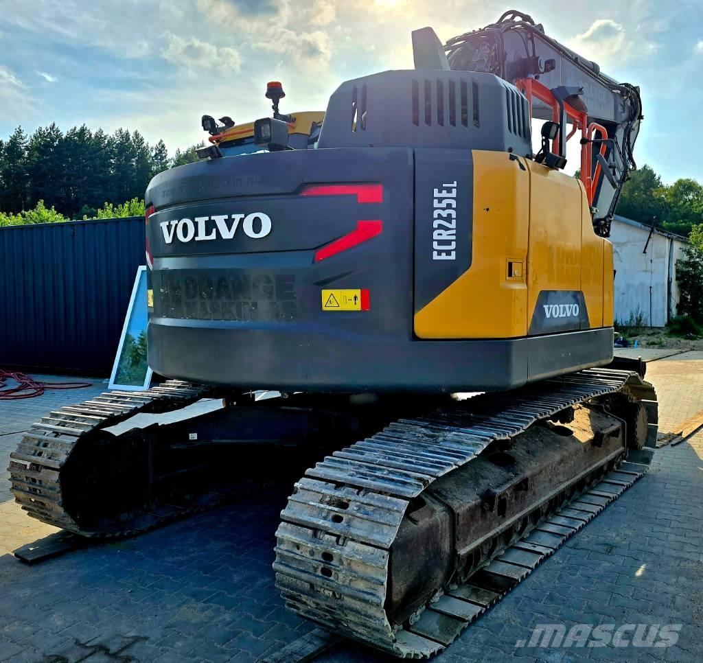 Volvo ECR 235 EL Paletli ekskavatörler
