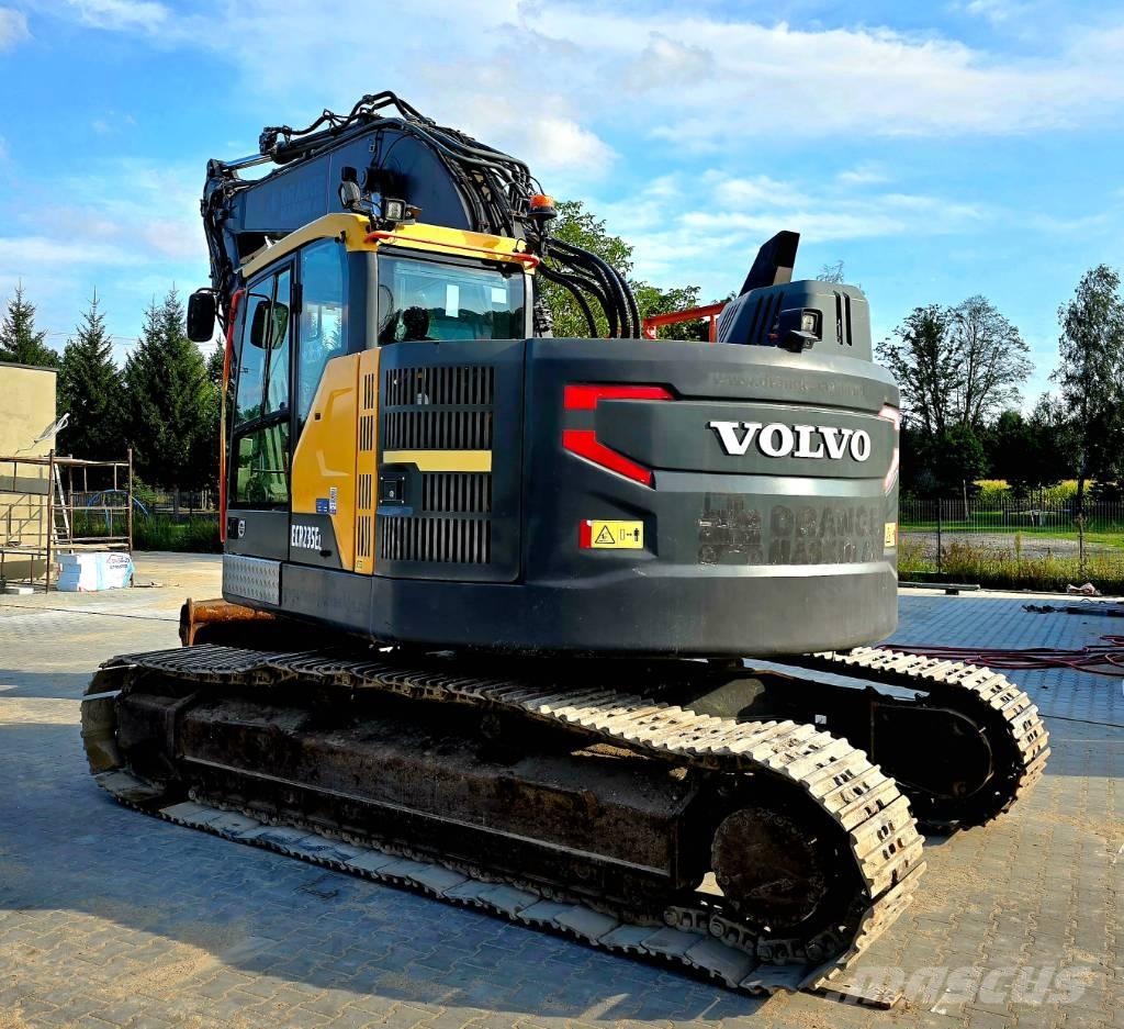 Volvo ECR 235 EL Paletli ekskavatörler