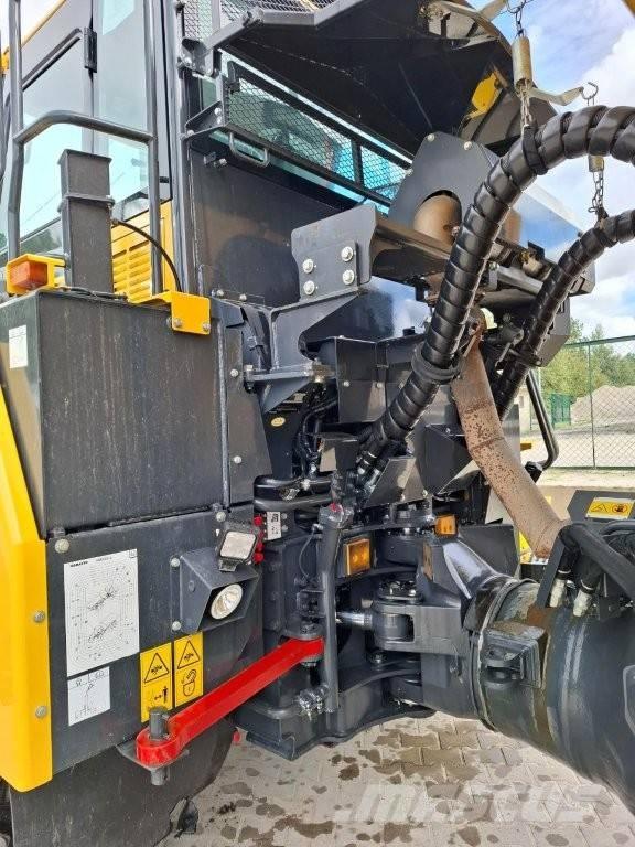 Komatsu HM 300 Belden kirma kaya kamyonu