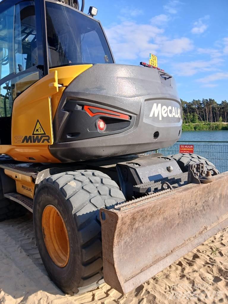 Mecalac 15 MWR Lastik tekerli ekskavatörler