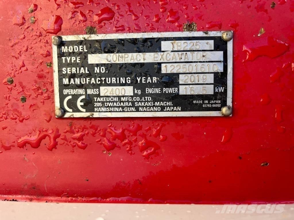 Takeuchi TB 225 Mini ekskavatörler, 7 tona dek