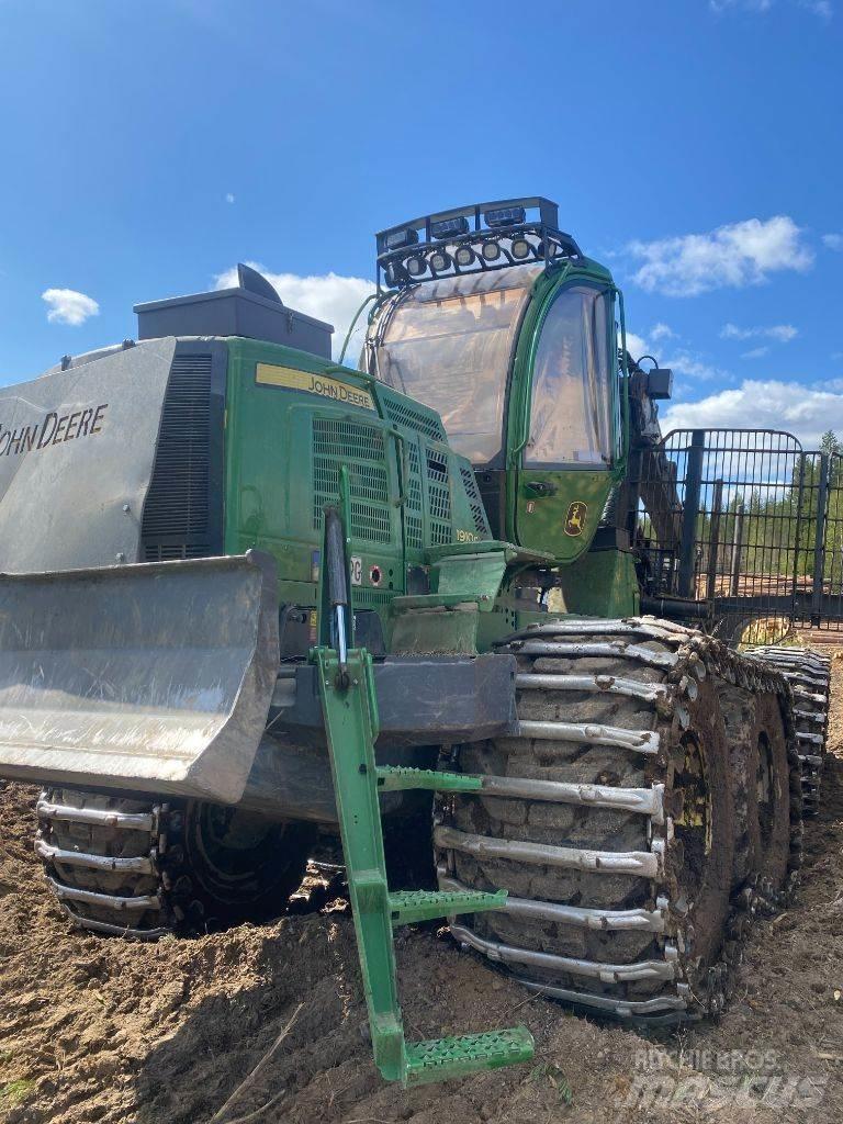John Deere 1910G Tomruk yükleyici traktörler