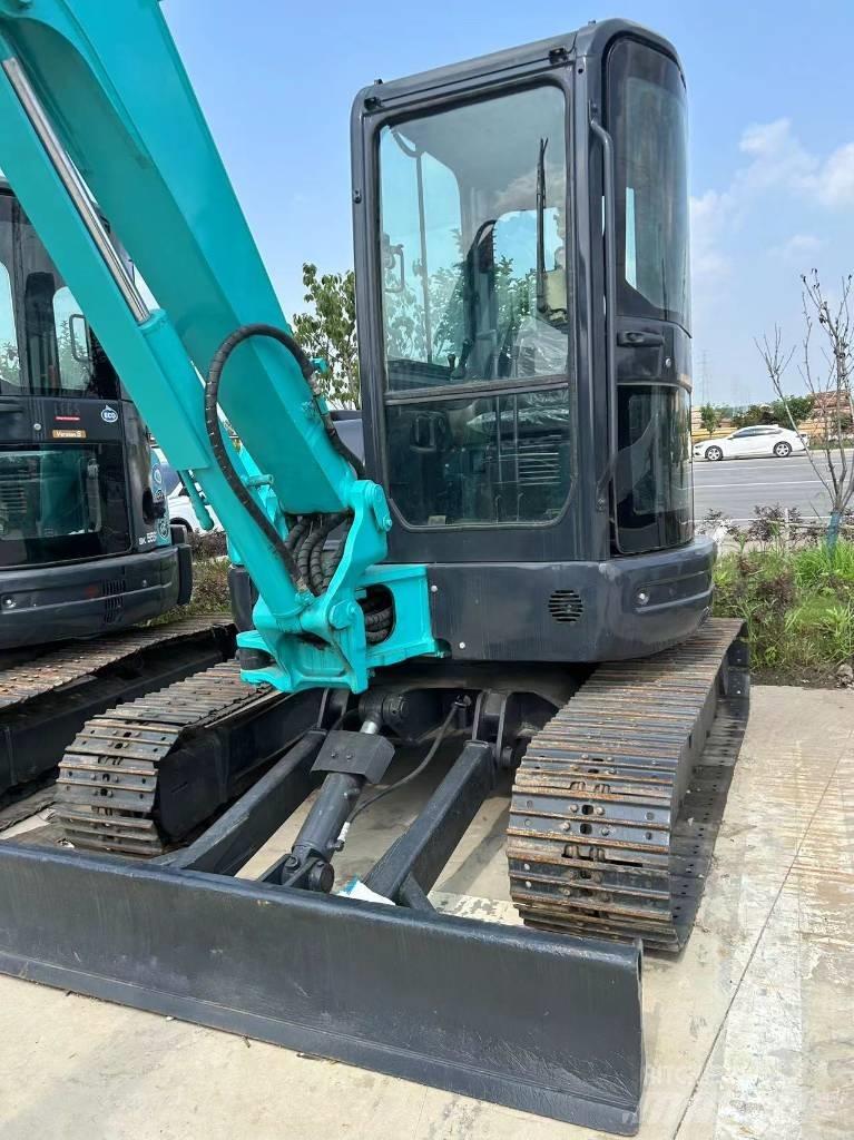 Kobelco SK55 Mini ekskavatörler, 7 tona dek
