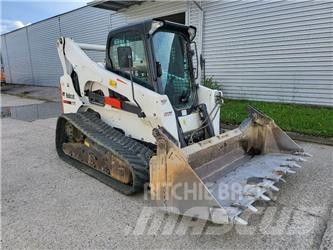 Bobcat T870 Skid steer loderler