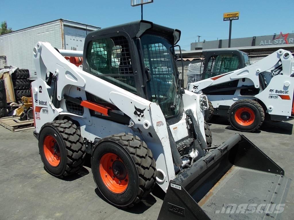 Bobcat S770 Skid steer loderler