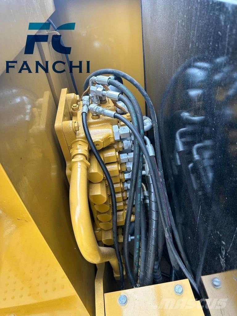 CAT CAT306e2 Paletli ekskavatörler