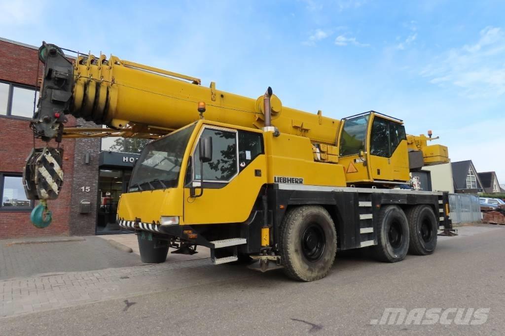 Liebherr LTM 1055-1 Yol-Arazi Tipi Vinçler (AT)
