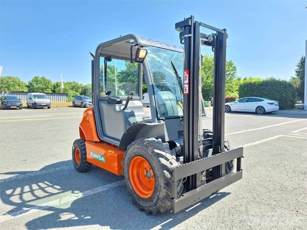 Ausa C150H Arazi tipi forklift