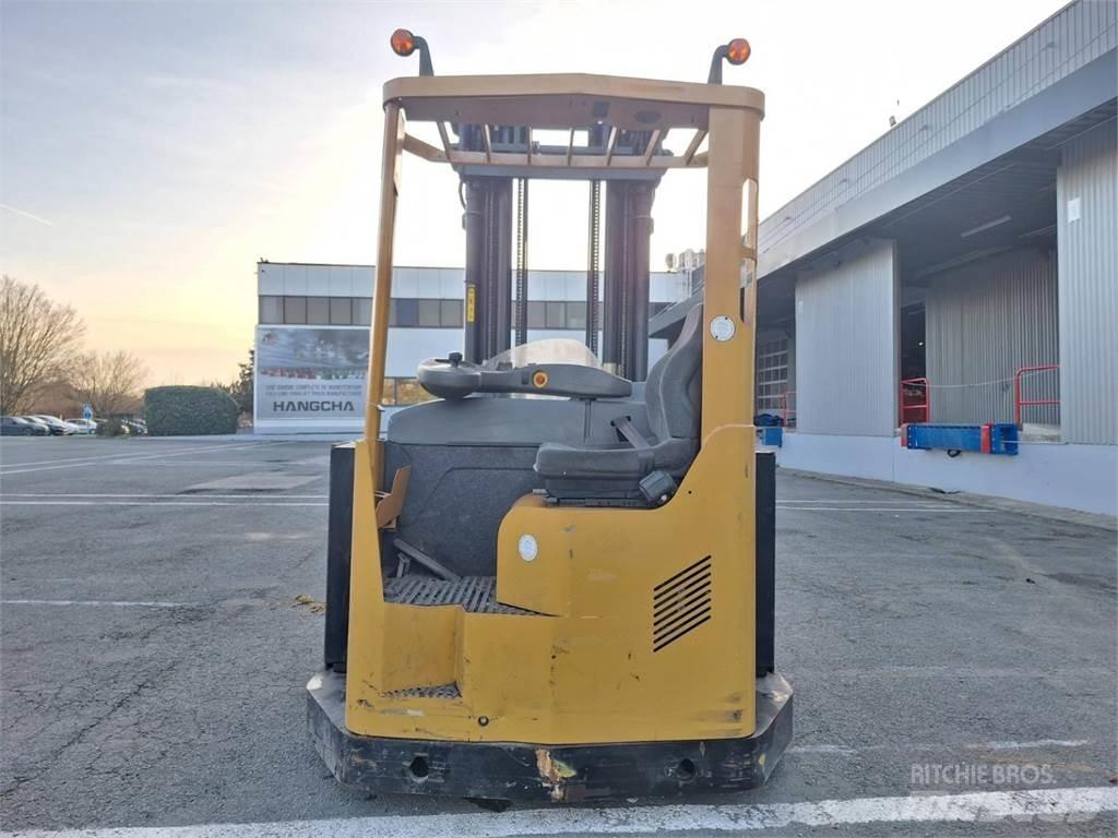 CAT NRM20K Reach truck - depo içi istif araçları