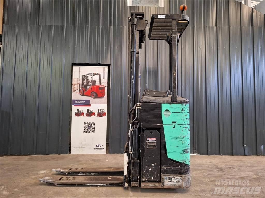 CAT NSR16N Akülü depo ekipmanları
