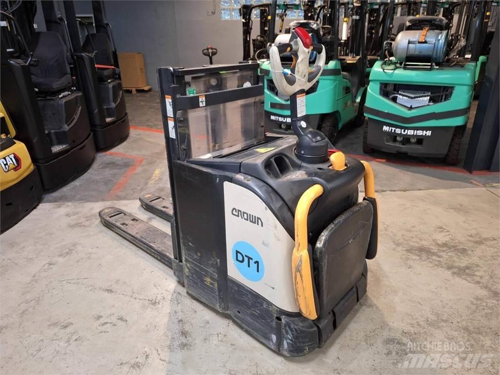 Crown DT3040 Akülü depo ekipmanları