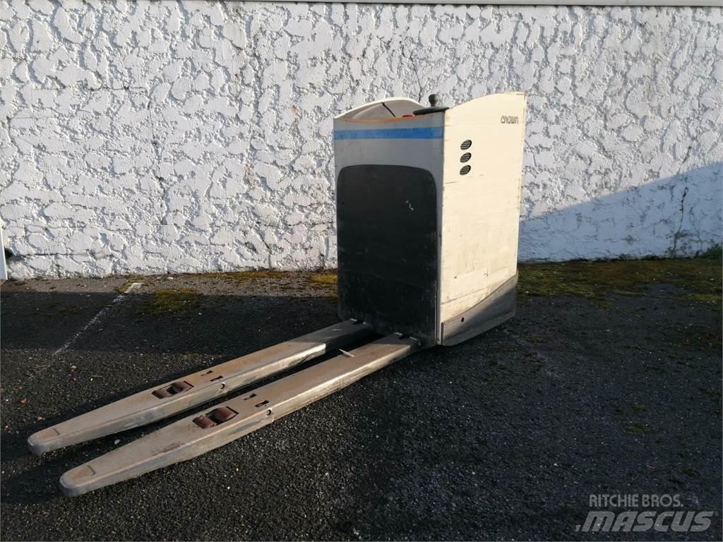 Crown RT4000 Akülü depo ekipmanları