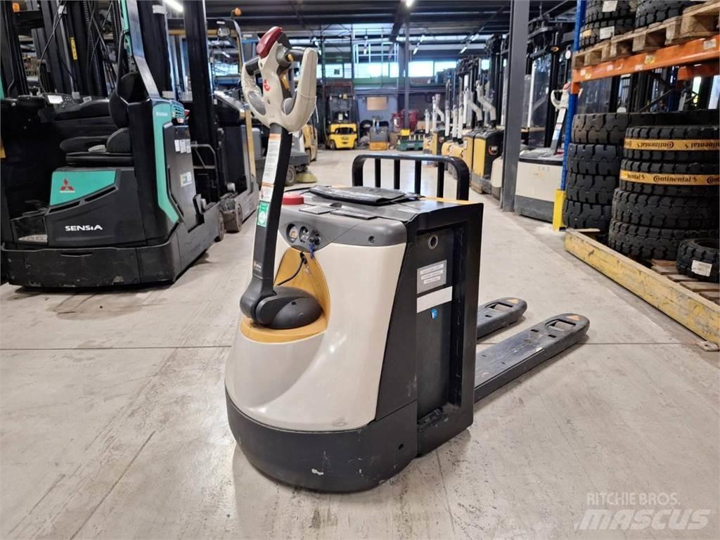 Crown WP3080 Yaya kumandali istif makinasi