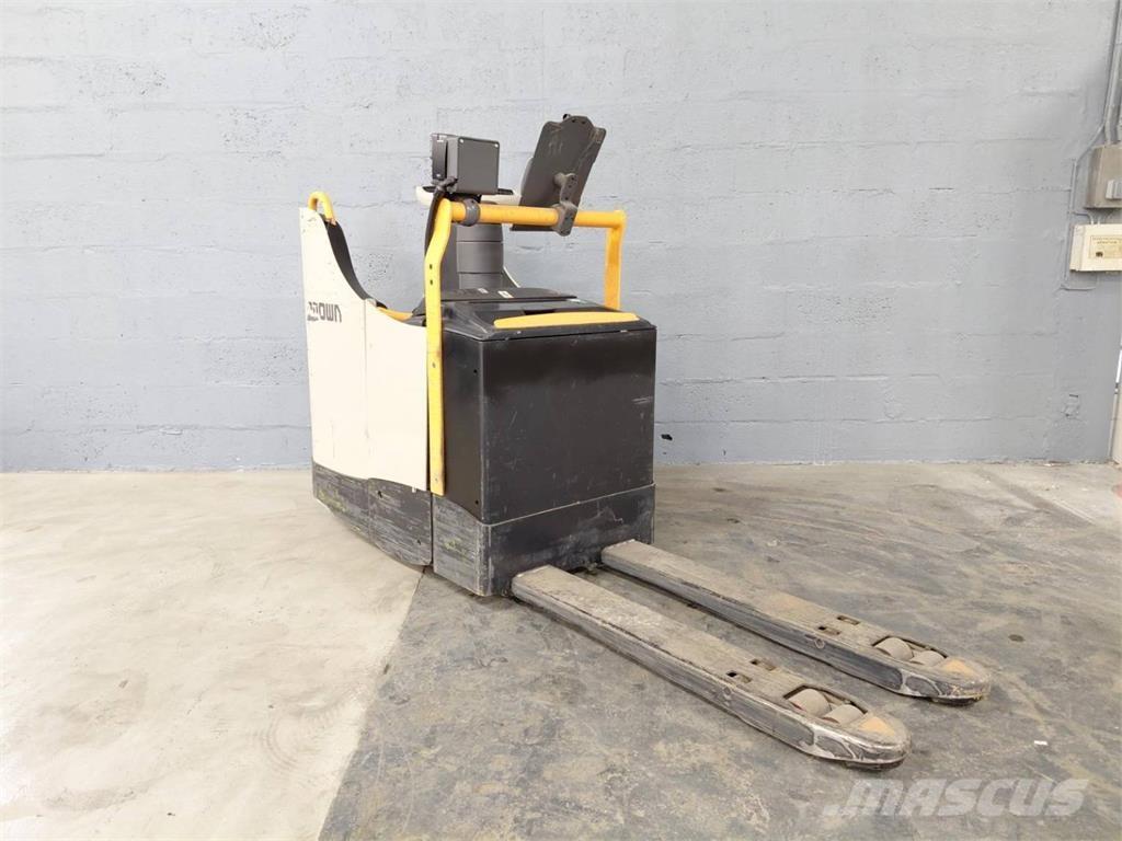 Crown WT3040 Akülü depo ekipmanları