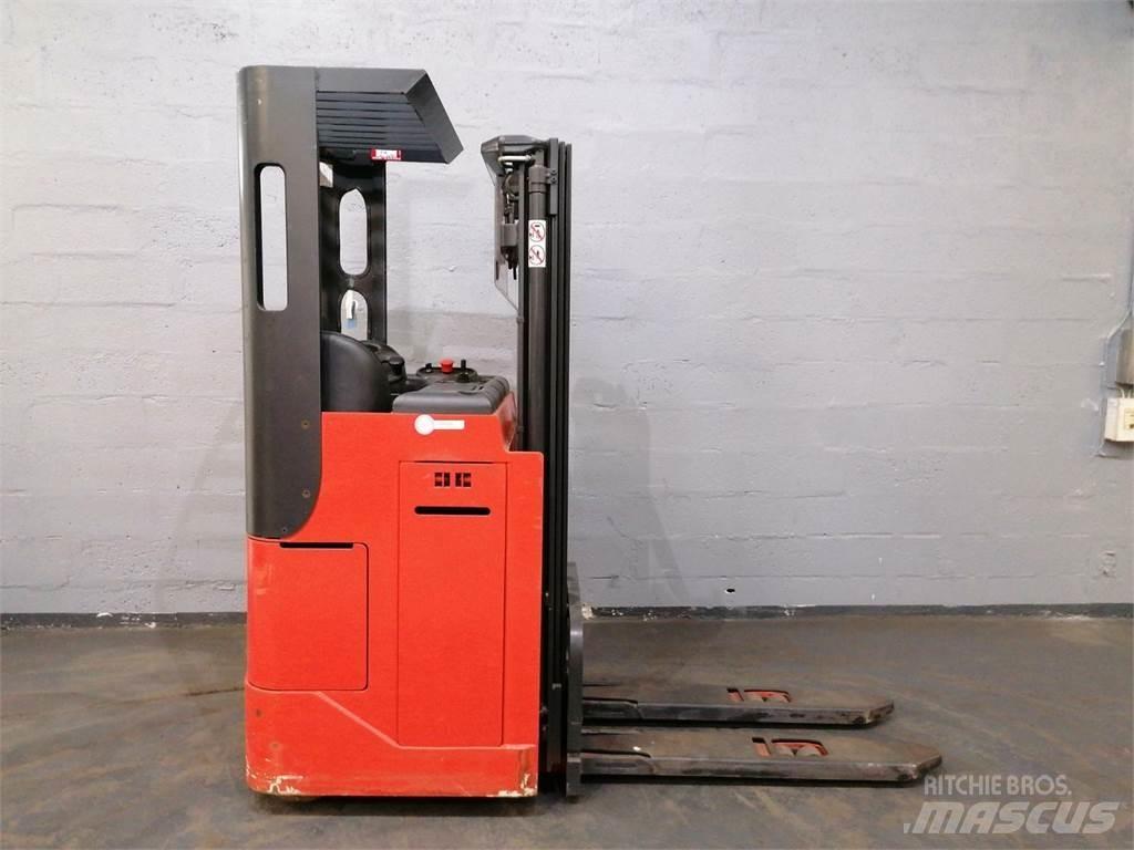 Fenwick L12 Akülü depo ekipmanları