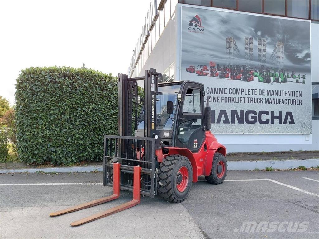Hangcha TT25-4 Arazi tipi forklift