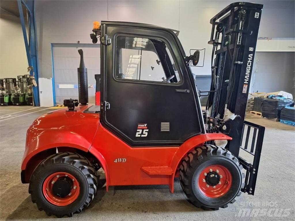 Hangcha TT25-4 Arazi tipi forklift