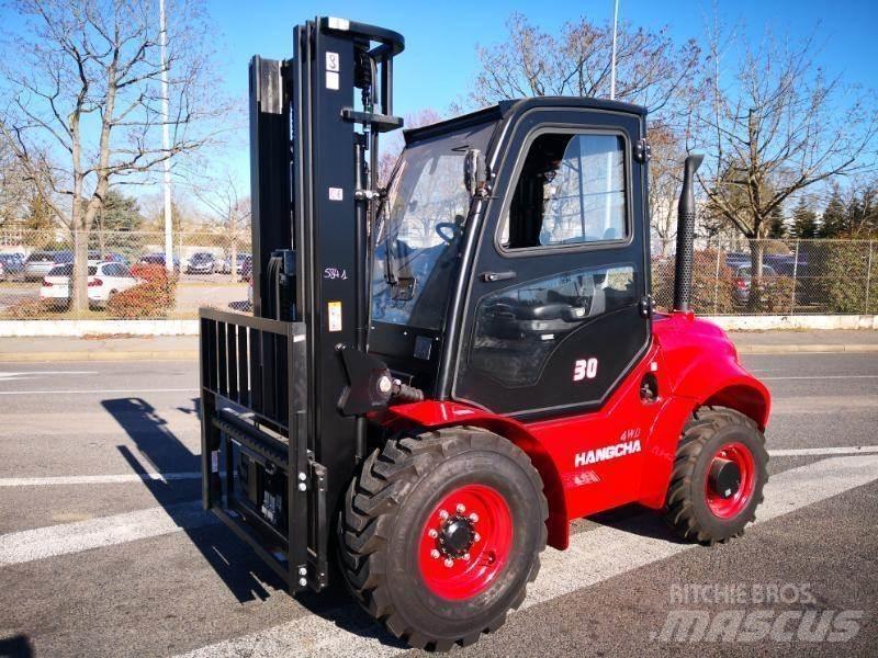 Hangcha TT30-4 Arazi tipi forklift