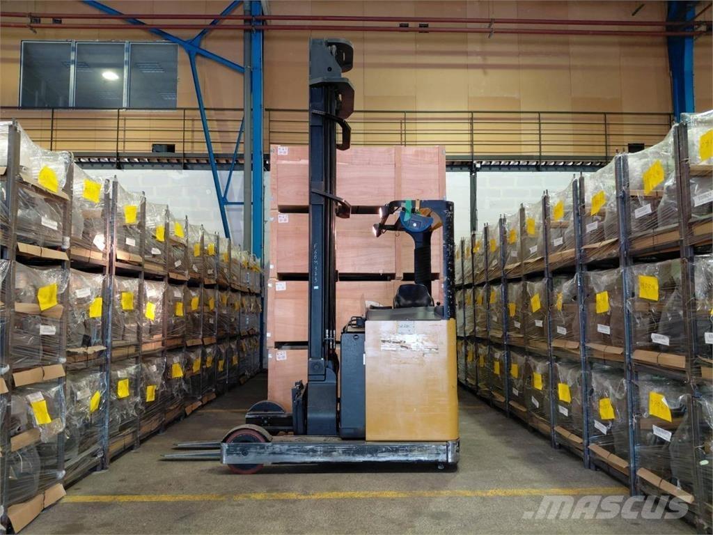 Hyster HYR2.0 Reach truck - depo içi istif araçları