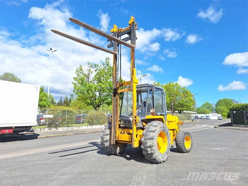 JCB 930-2 Arazi tipi forklift