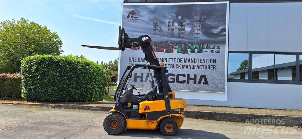 JCB TLT30D Tarimsal teleskopik yükleyiciler