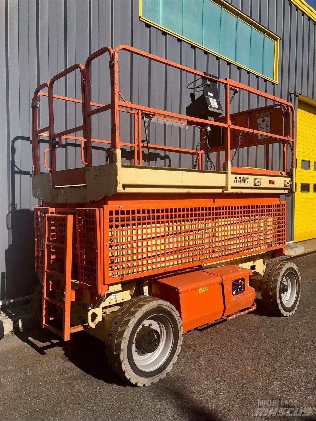 JLG 3369 LE Makasli platformlar