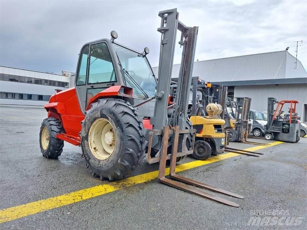 Manitou M30.2 Arazi tipi forklift