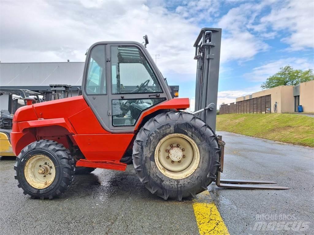 Manitou M30.2 Arazi tipi forklift