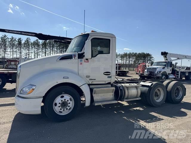 Kenworth T680 Diger