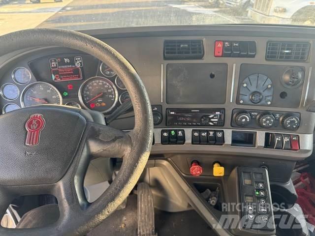 Kenworth T680 Diger