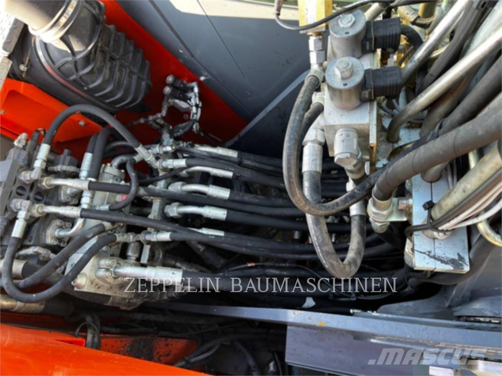 Atlas 160W Lastik tekerli ekskavatörler