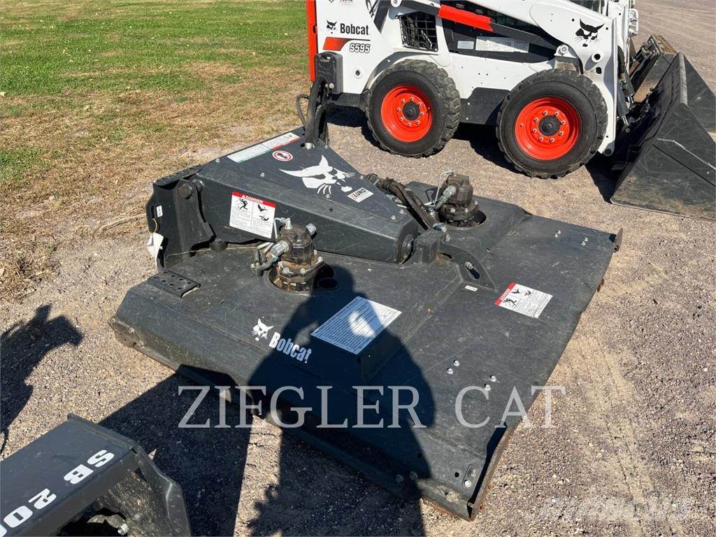 Bobcat BRUSHCAT Skid steer loderler