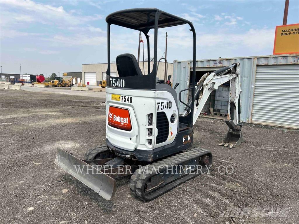 Bobcat E20 Paletli ekskavatörler