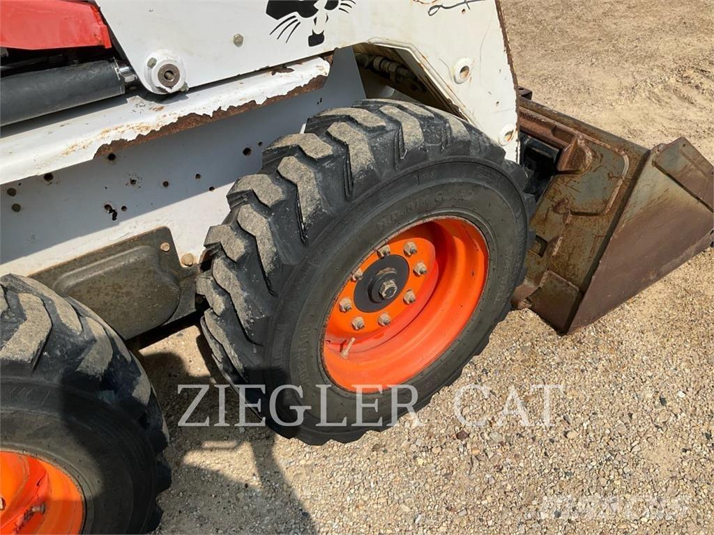 Bobcat S130 Skid steer loderler