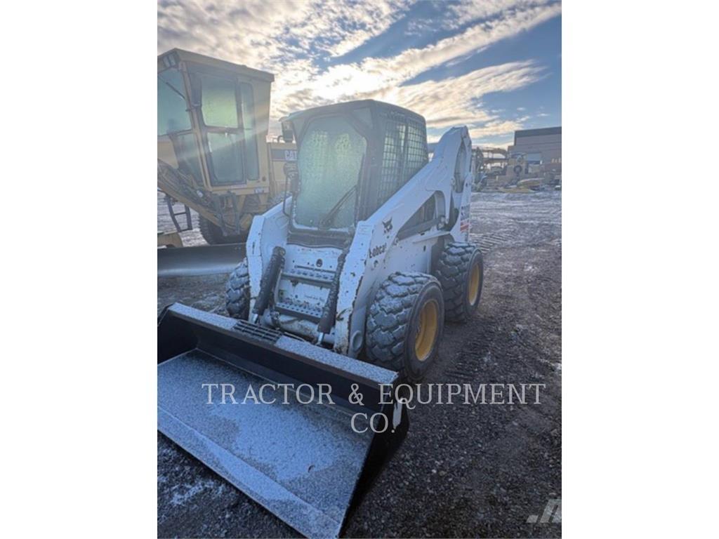 Bobcat S300 Skid steer loderler