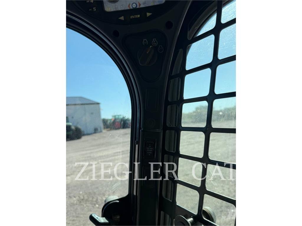 Bobcat S590 Skid steer loderler