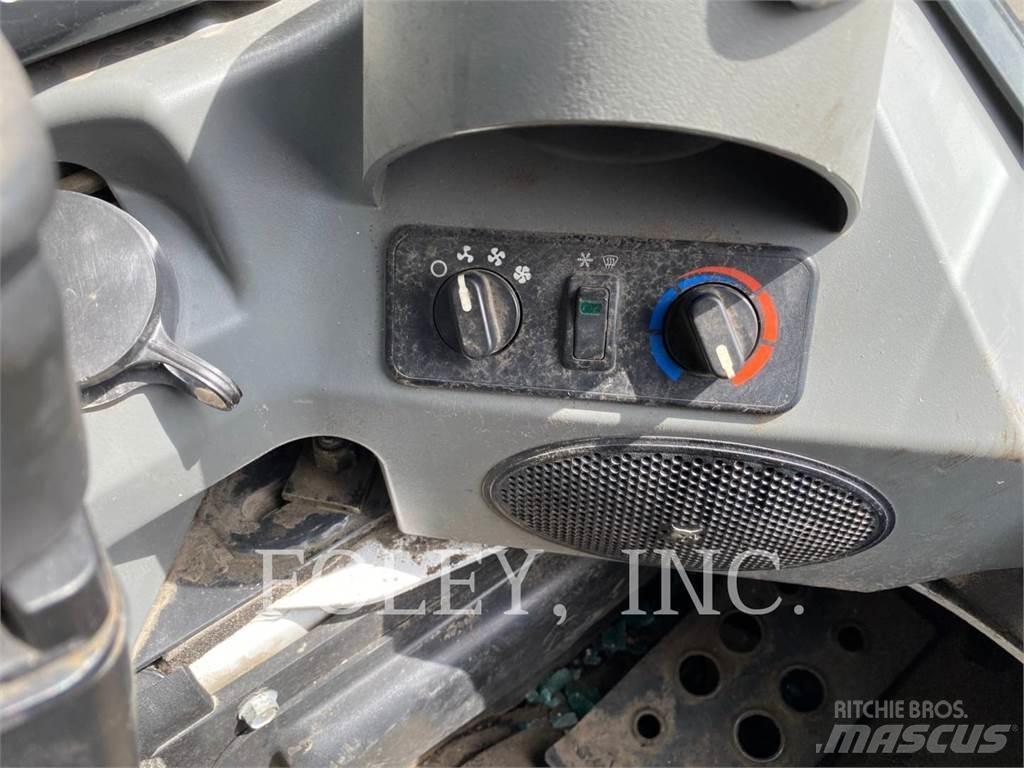 Bobcat S770 Skid steer loderler