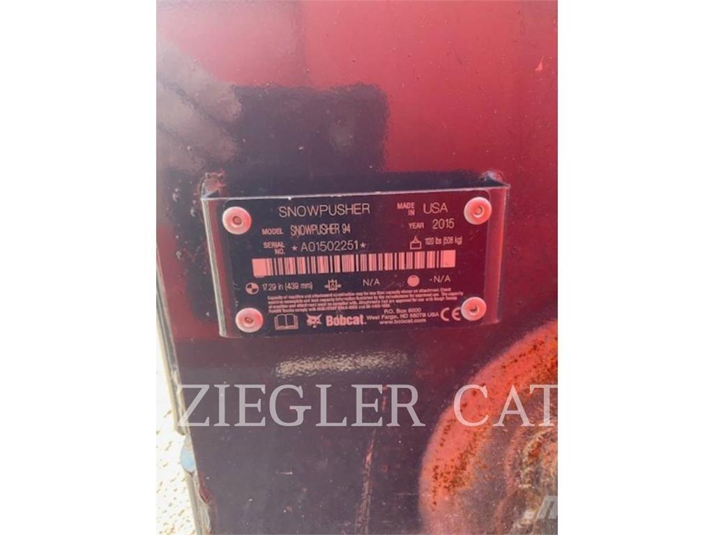 Bobcat SNOWPUSHER94 Kar püskürtücüler