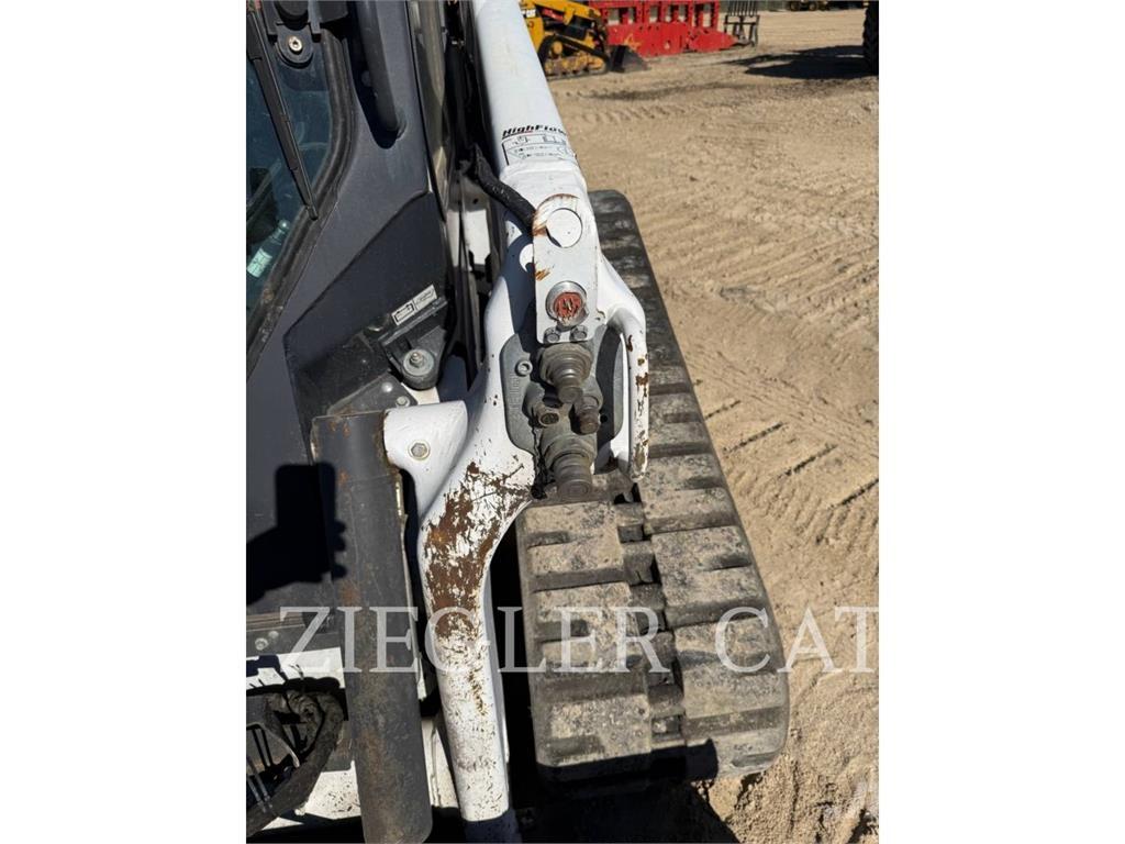 Bobcat T76 Paletli yükleyiciler