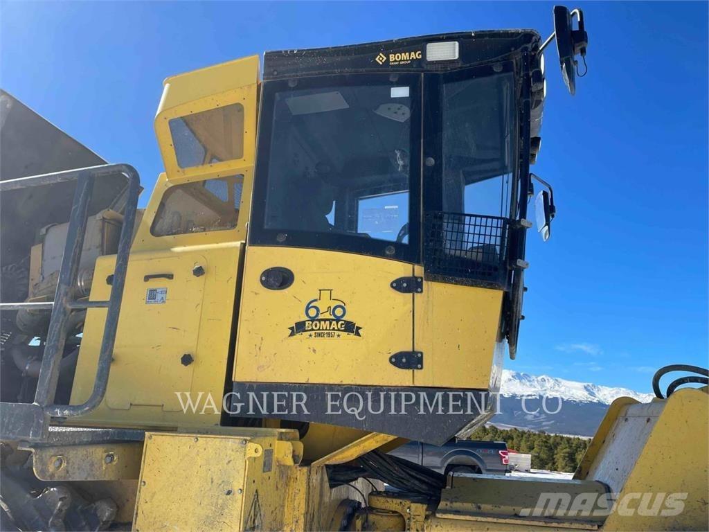 Bomag BC573RB-4 Zemin sıkıştırma makineleri