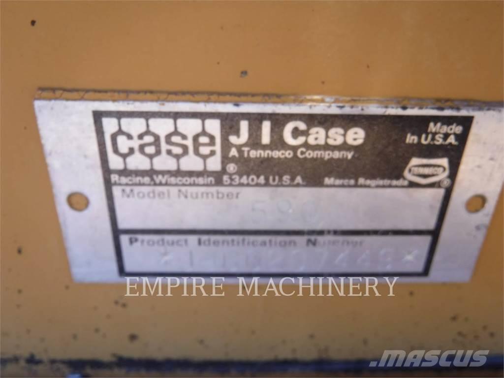 CASE 590 Kazıcı yükleyiciler - beko loder