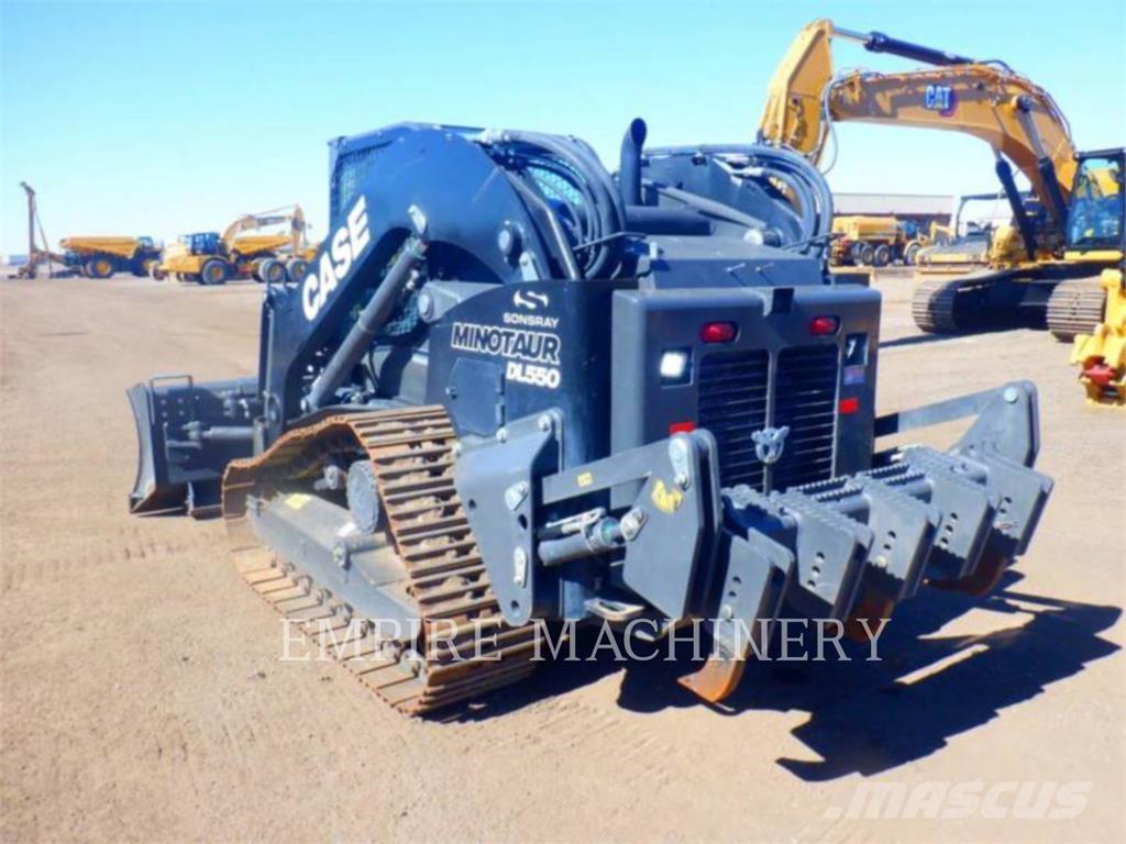 CASE DL550 Skid steer loderler