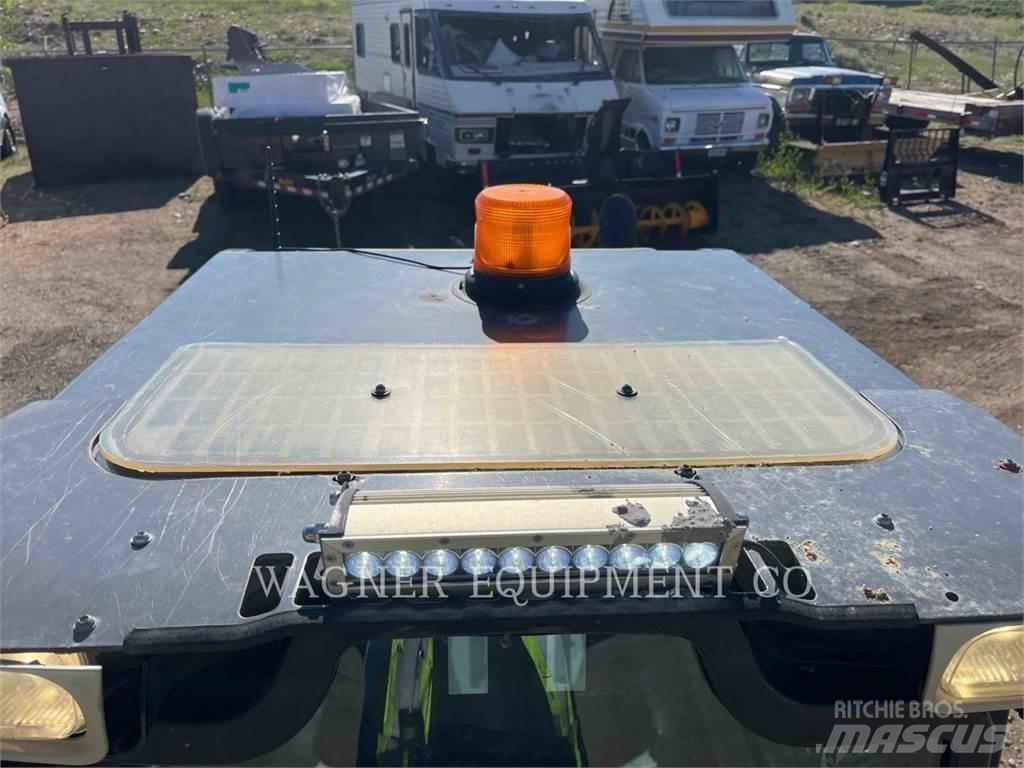 CASE SR210 Skid steer loderler