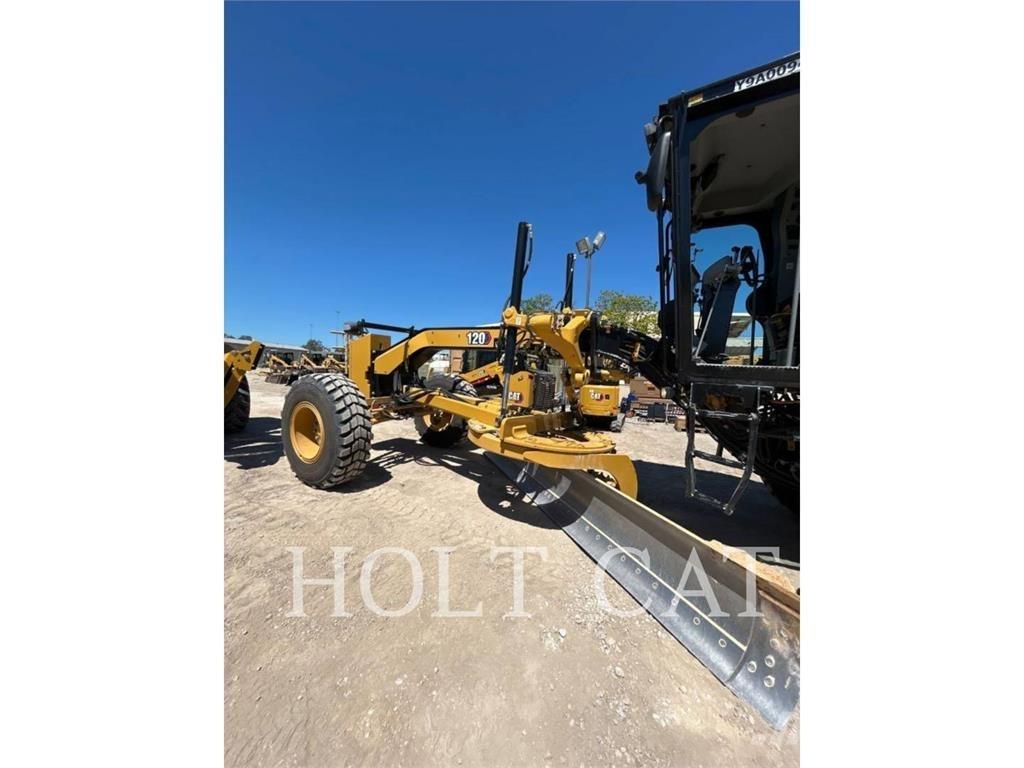 CAT 120 Greyderler