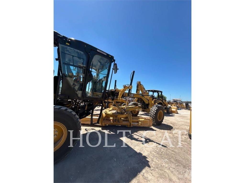 CAT 120 Greyderler