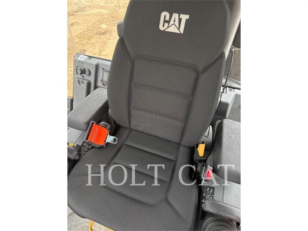 CAT 120 JOY Greyderler