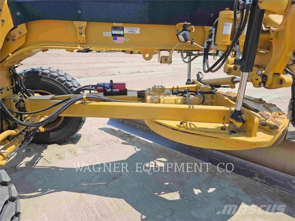 CAT 120M2 AWD Greyderler