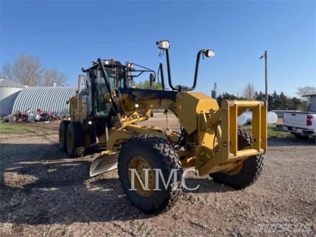 CAT 12M2 Greyderler