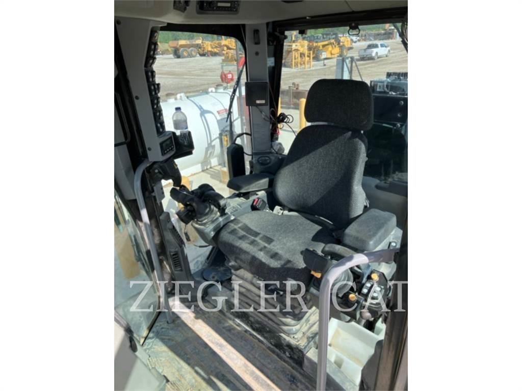 CAT 12M2 Greyderler